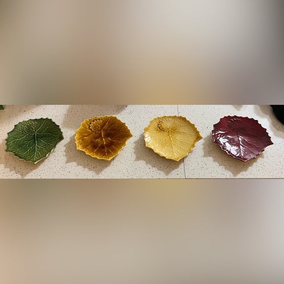 Williams-Sonoma Leaf 4 Appetizer Plates Set Made In Italy Fall Thanksgiving - Picture 4 of 9